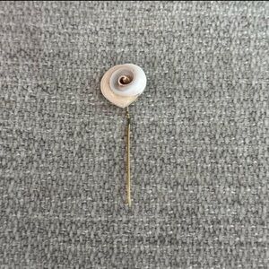 Vintage Heart Shaped Shell Stick Pin